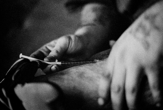 Heroin Addiction and Gun Violence in Chicago