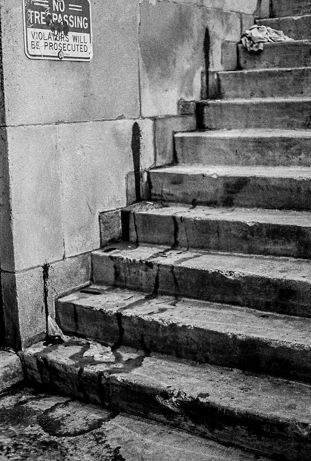 Junkie Shit - #274 - Lower Wacker, #Chicago - Fall, 2014 - Minolta 202, Tri-X EI 800, Stand Development -