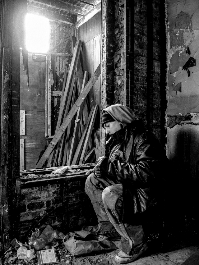 John Lee preparing his heroin rig in an abandoned East Garfield Park home-1896_2