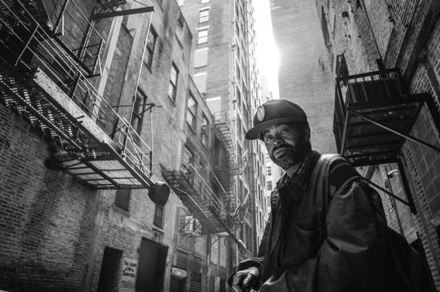 Black and White Chicago Street Photography by Chuck Jines, photography workshops
